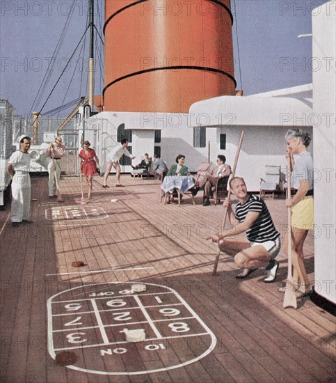 Dans les années 1950, à bord du transatlantique MAURETANIA, passagers se distrayant sur le pont.  Ce dessin en couleur est une publicité de l'agence française de la CUNARD LINE.