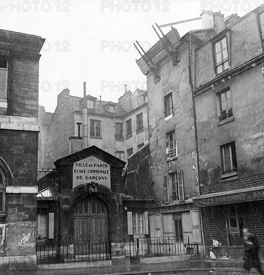 Ecole à Paris en 1949