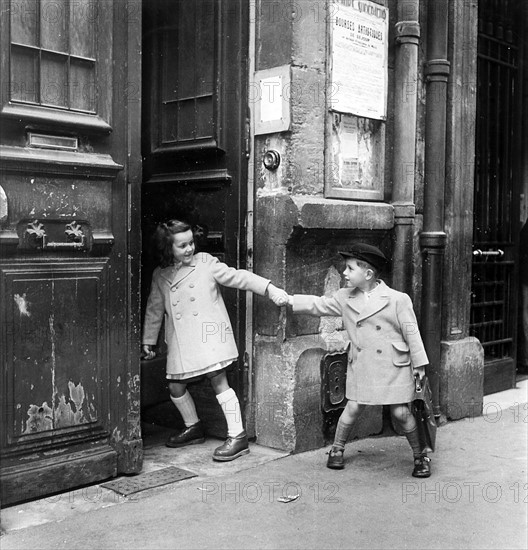 French pupils returning to school, 1950