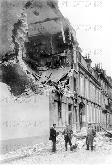 Bombardement d'une maison de Reims en 1914