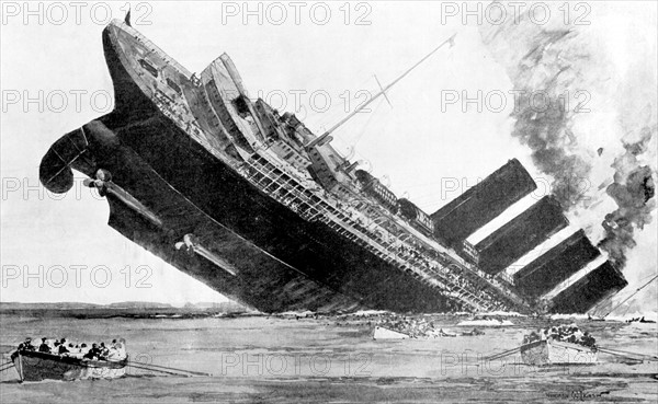 Le Lusitania, paquebot à  turbines de la compagnie Cunard - Ce paquebot a été torpillé et  coulé en mai 1915 par un sous-marin Allemand.