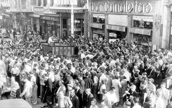 Procès des généraux Goded et Buriel à Barcelone en août 1936.