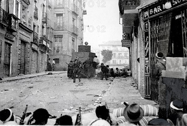 Fightings in the streets of Toledo, 1936