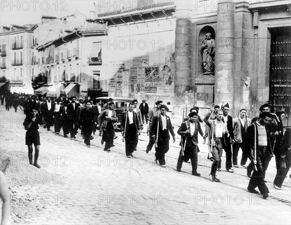 Armed peasants in the Republican army, 1936