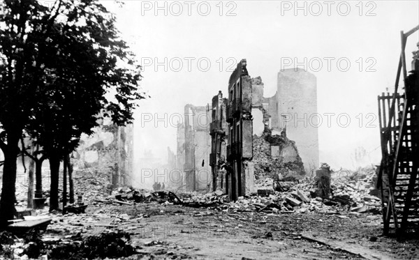 Guernica in ruins, 1937