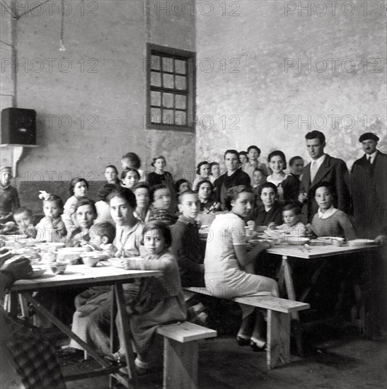 Spanish refugees in France, 1936