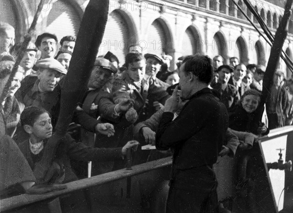 Food supplies in Barcelone, 1937