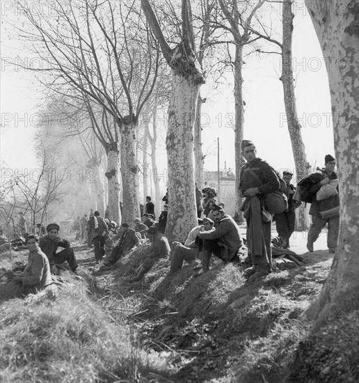 Spanish refugees near the French frontier, 1939