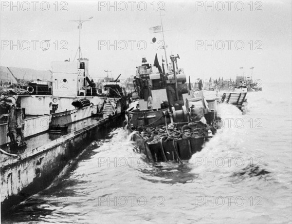 Débarquement des troupes alliées sur la côte normande en juin 1944