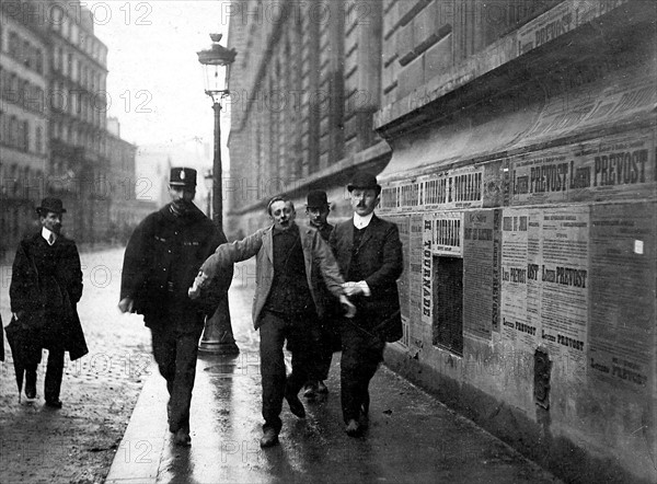 Arrestation d'un manifestant le 1er mai 1906