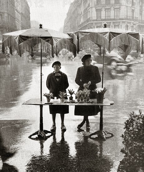 Vente de muguet le 1er mai 1952