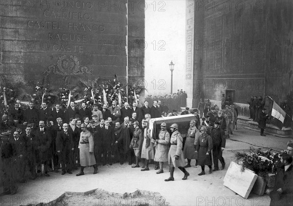 Inhumation du Soldat inconnu à Paris, 1921