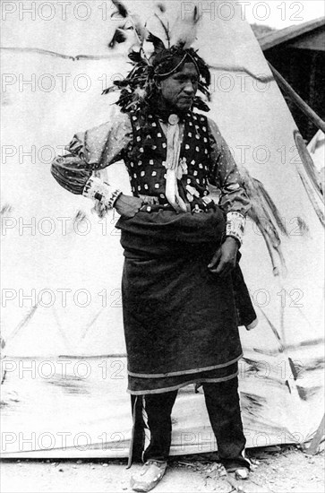 Sioux Indians at the Red Indian village in the Zoological Garden of Paris.