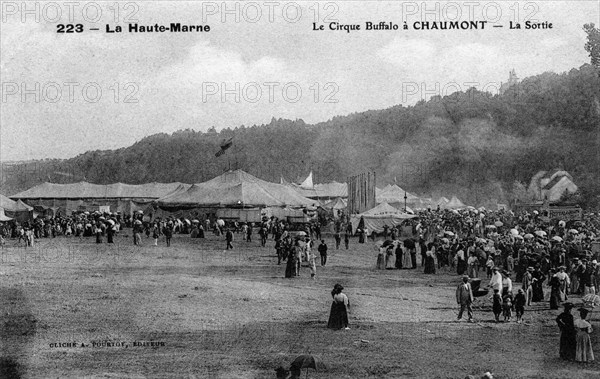 Buffalo Bill's Wild West, le cirque Buffalo à Chaumont dans la Haute Marne