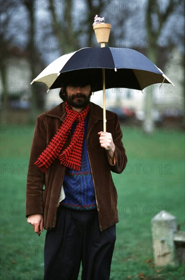 Parapluie insolite de Jean-Paul Balou