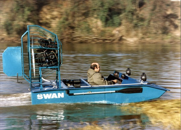 Hydroglisseur pour pêcheur