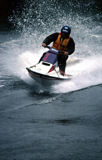 Jet-ski