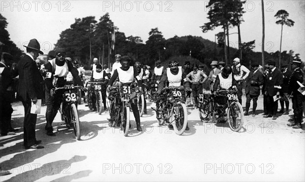 Motos de course anciennes