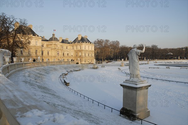 Paris, Jardin du Luxembourg et Palais du Sénat
