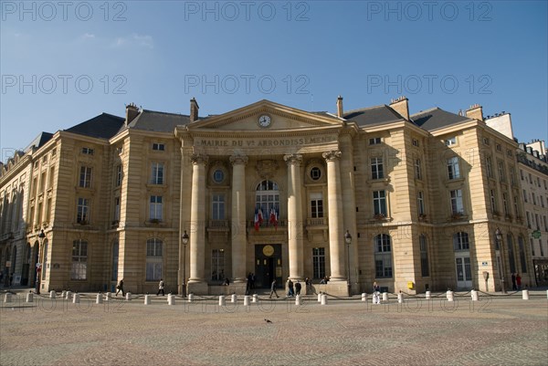 2008, Paris Mairie 5eme