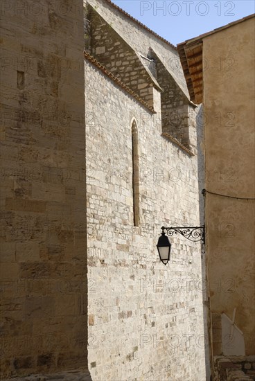 2009, Hyères, 83400, ville médiévale de Hyères, église saint Paul