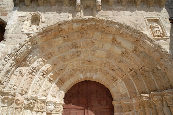 2009, Atienza, détail portail de l'Egise Santa Maria de Rey, Espagne : province de Guadalajara en Castille La Mancha