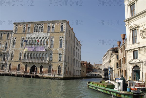 2009, bateau transportant marchandise, grand canal, Venise