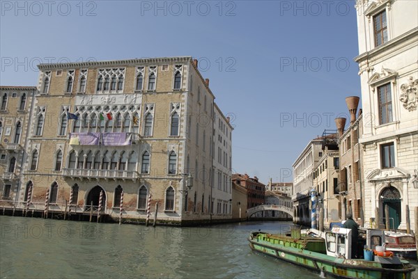 2009, bateau transportant marchandise, grand canal, Venise
