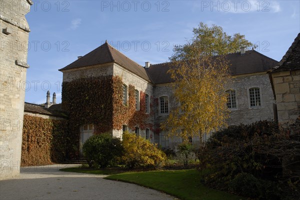 Abbaye Cistercienne édifiée au 12eme siecle, Abbaye de Fontenay, Cote d'Or, octobre 2009