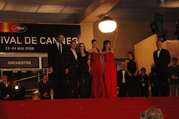 2009 Cannes Film Festival: Equipe du film "Ne te retourne pas"