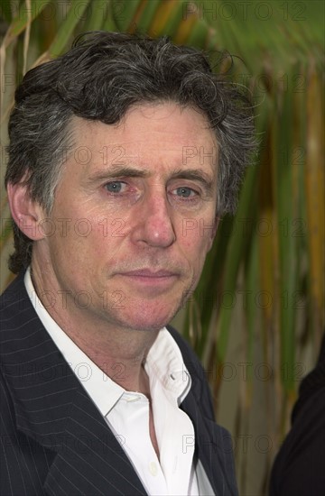 Gabriel Byrne