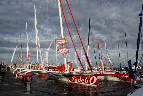 Saint-Malo, le port avec les bateaux de la Route du Rhum 2006