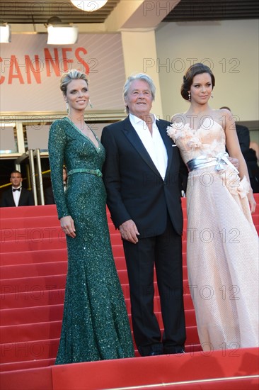 Sylvie Tellier, Alain Delon et Marine Lorphelin, Festival de Cannes 2013