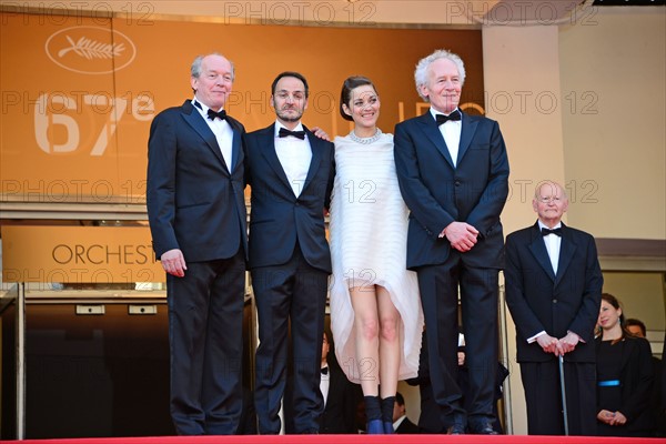 Cast and crew, "Deux jours, une nuit", 2014 Cannes film Festival