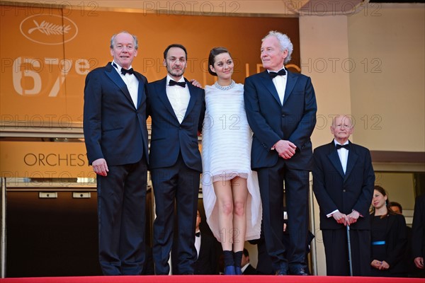 Cast and crew, "Deux jours, une nuit", 2014 Cannes film Festival