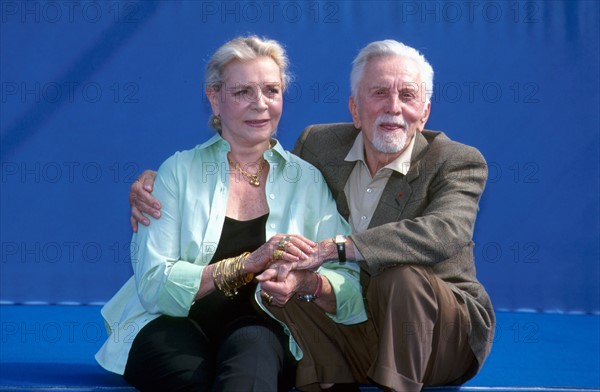 Kirk Douglas et Lauren Bacall