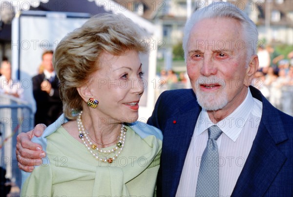 Kirk Douglas with wife