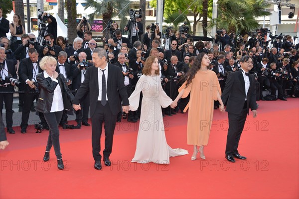 Equipe du film "La caméra de Claire", Festival de Cannes 2017