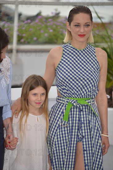 Ayline Aksoy-Etaix and Marion Cotillard, 2018 Cannes Film Festival