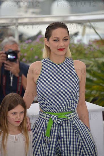 Ayline Aksoy-Etaix et Marion Cotillard, Festival de Cannes 2018