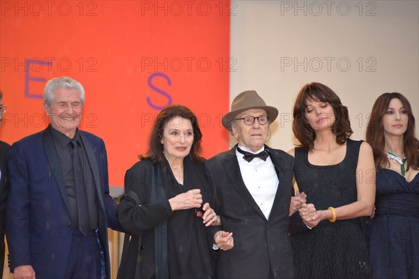 Crew of the film 'Les plus belles années d'une vie"