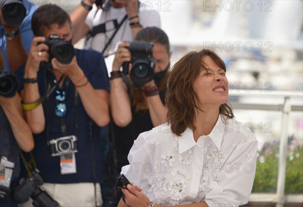 Photocall of the film 'Tout s'est bien passé', 2021 Cannes Film Festival