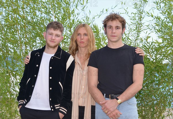 Photocall of the film 'Une jeune fille qui va bien', 2021 Cannes Film Festival