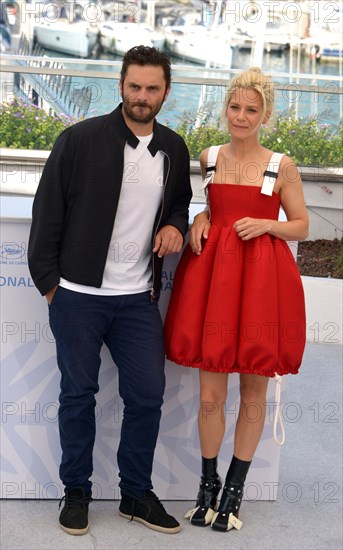 Photocall of the film 'La fracture', 2021 Cannes Film Festival