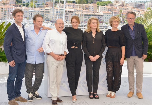 Photocall of the film 'De son vivant', 2021 Cannes Film Festival