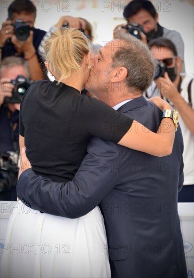 Photocall du film "Titane", Festival de Cannes 2021