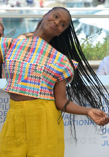 Photocall du film "OSS 117 : Alerte Rouge en Afrique Noire", Festival de Cannes 2021