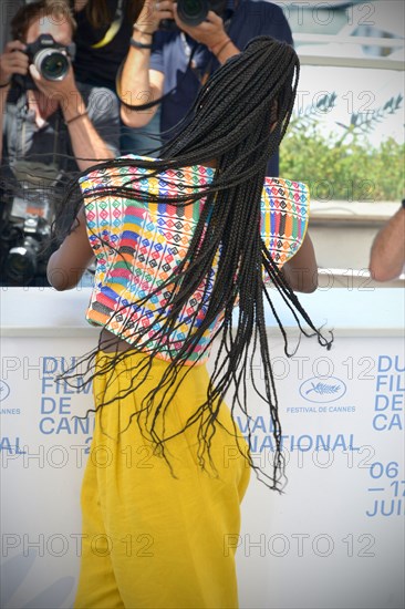 Photocall du film "OSS 117 : Alerte Rouge en Afrique Noire", Festival de Cannes 2021