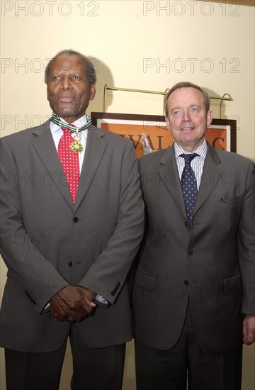 Sidney Poitier et Renaud Donnedieu de Vabres