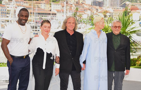 Photocall du film "Trois mille ans à t'attendre", Festival de Cannes 2022